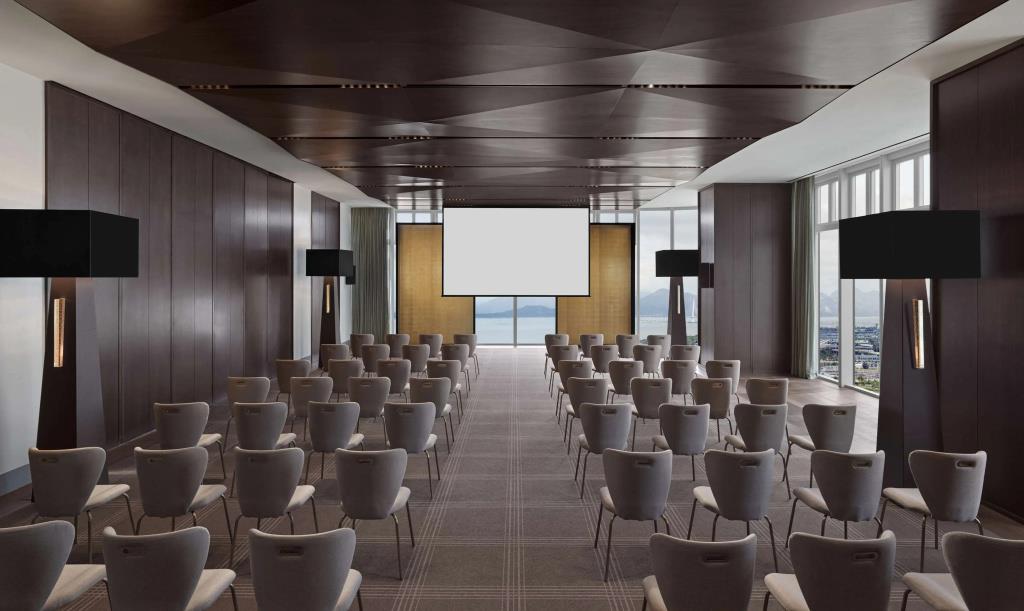 Andaz Shenzhen Bay, By Hyatt 4*