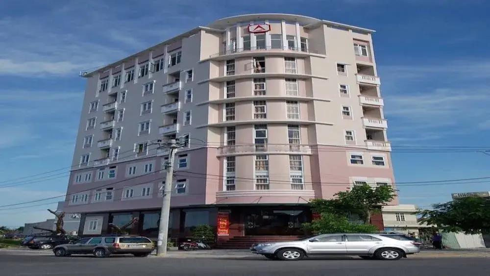 House Land Hotel 2 Da Nang 2*