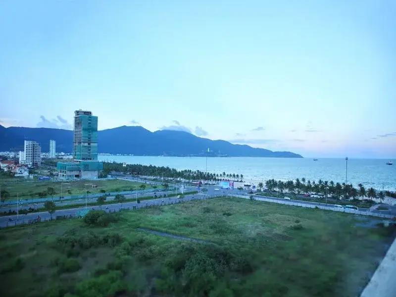House Land Hotel 2 Da Nang 2*