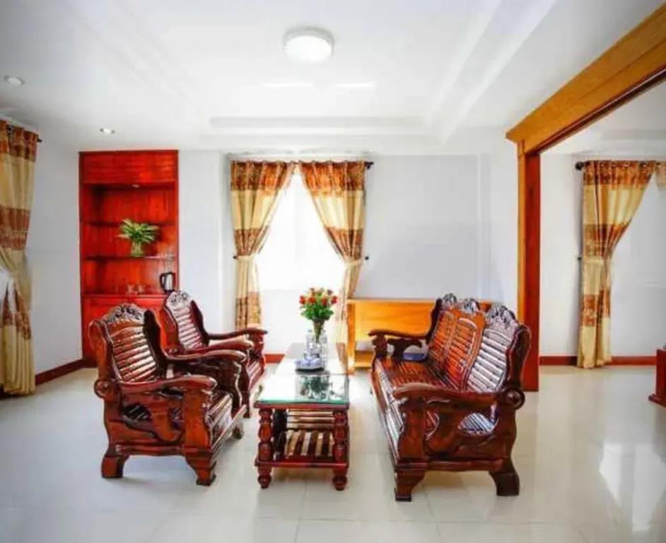 House Land Hotel 2 Da Nang 2*