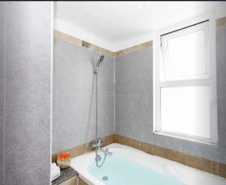 House Land Hotel 2 Da Nang 2*