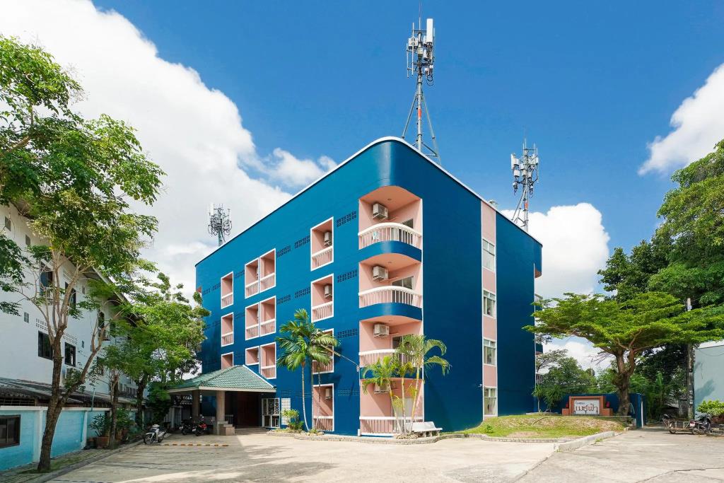 Mayfa Hotel (SHA Plus+) 3*