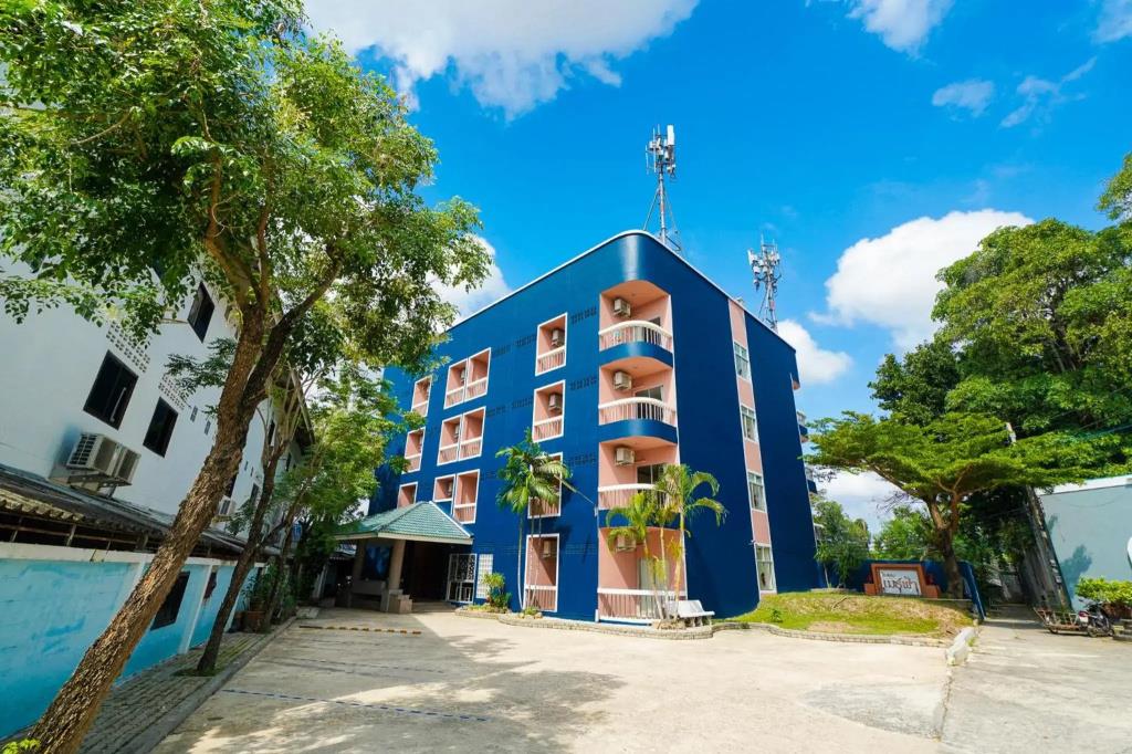 Mayfa Hotel (SHA Plus+) 3*