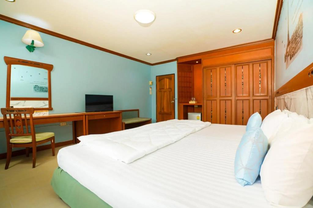 Mayfa Hotel (SHA Plus+) 3*