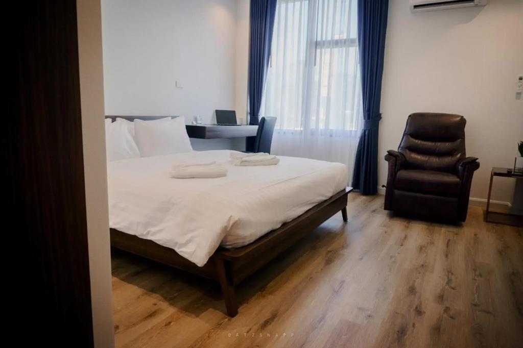 Play Poshtel & Cafe (SHA Certified) 3*