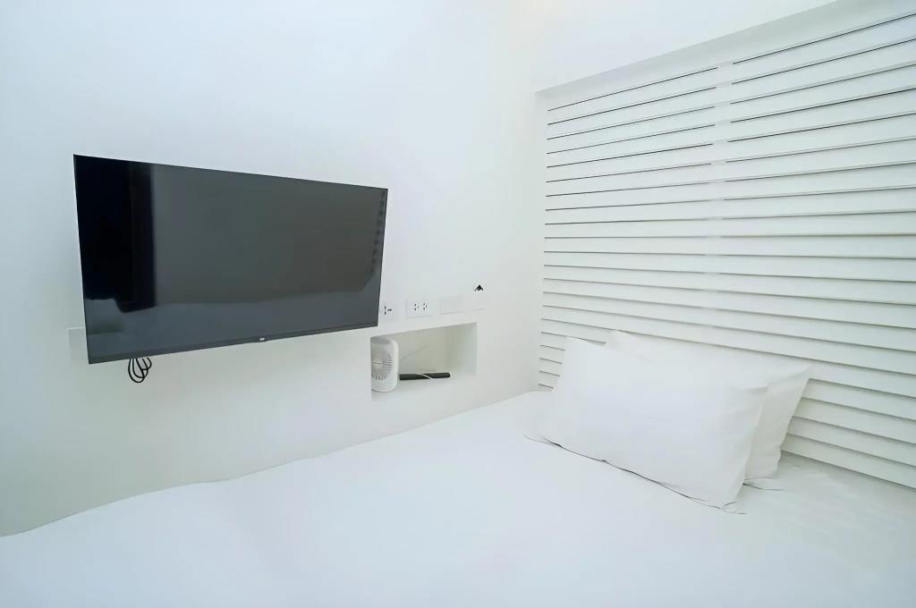 Play Poshtel & Cafe (SHA Certified) 3*