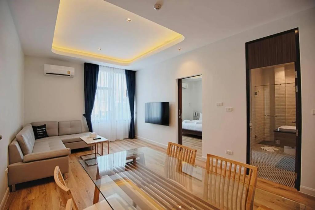 Play Poshtel & Cafe (SHA Certified) 3*