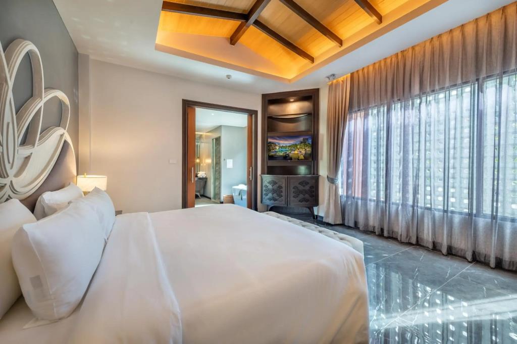 Phukalini Luxury Pool Villa & Onsen 0*