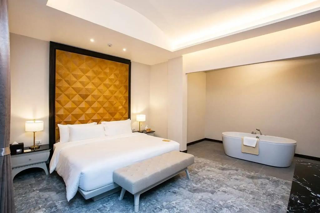 Phukalini Luxury Pool Villa & Onsen 0*