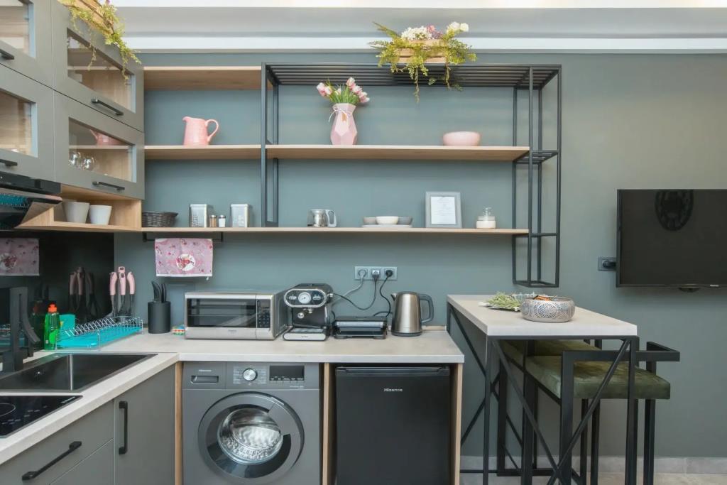 On Yekmalyan Str. 1-42/2 Apartments 0*