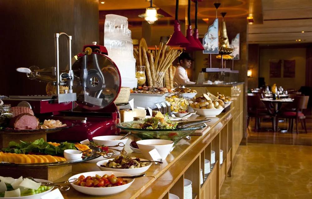 Al Faisaliah Suites 0*