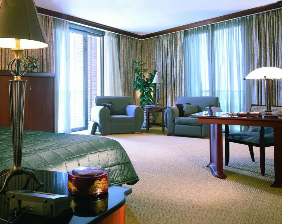 Al Faisaliah Suites 0*