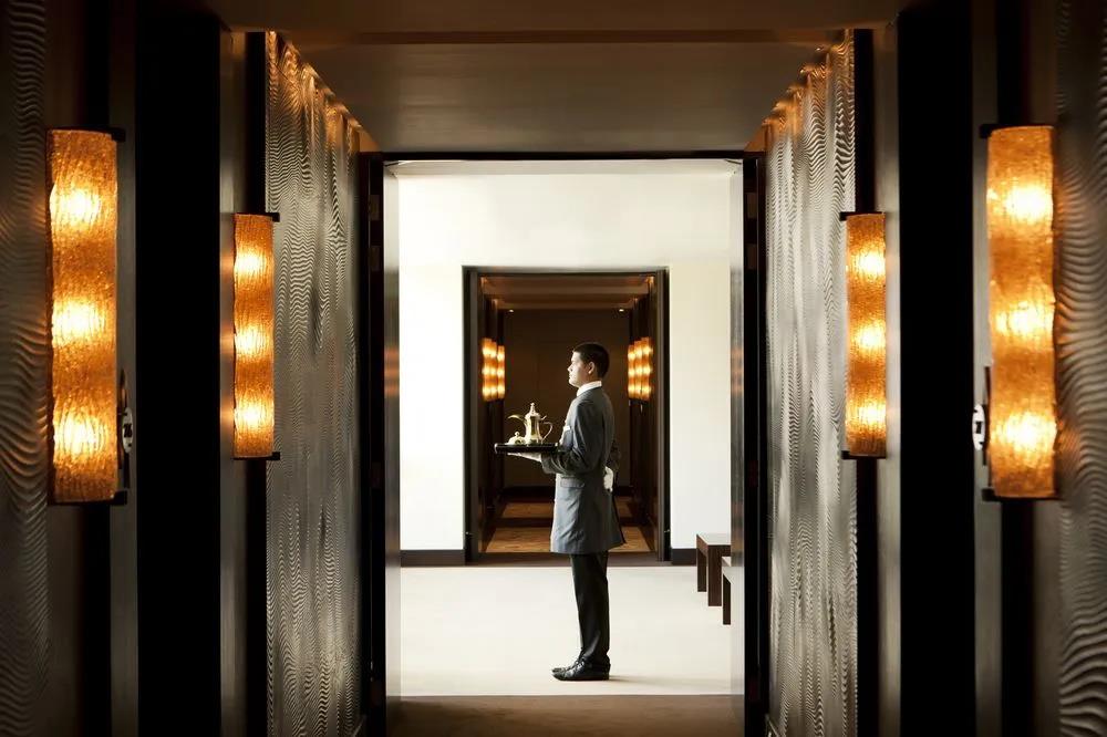 Al Faisaliah Suites 0*