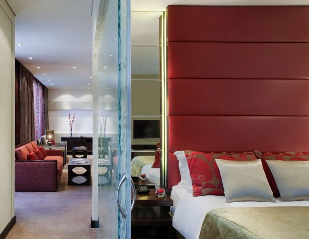 Al Faisaliah Suites 0*