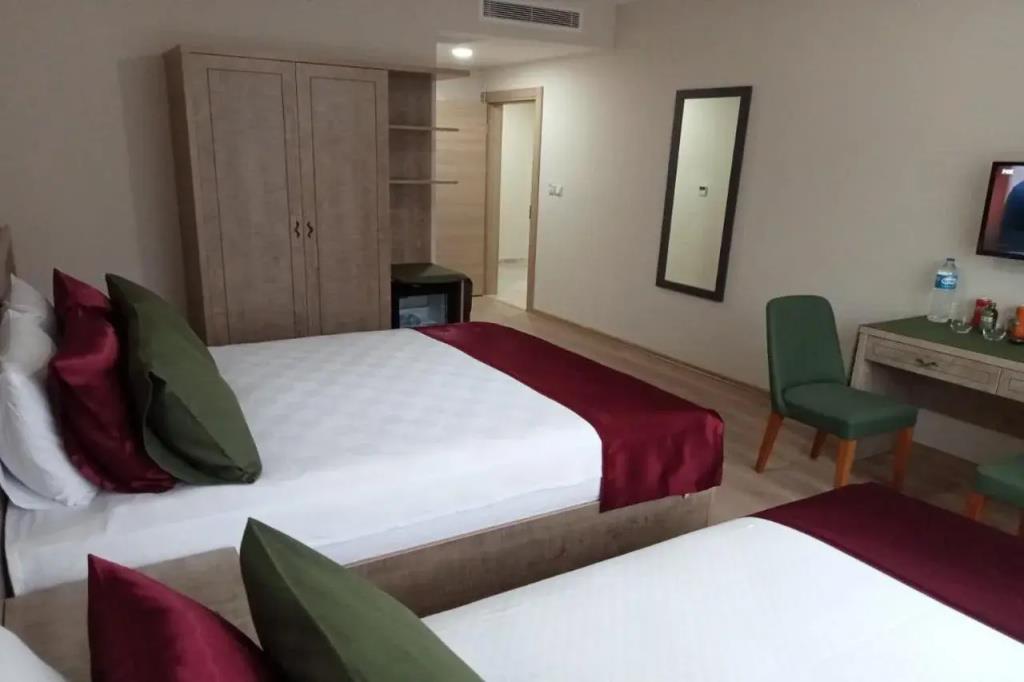 Kurt Otel 0*