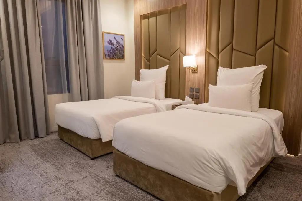 Tura Hotel AlNuzha 3*