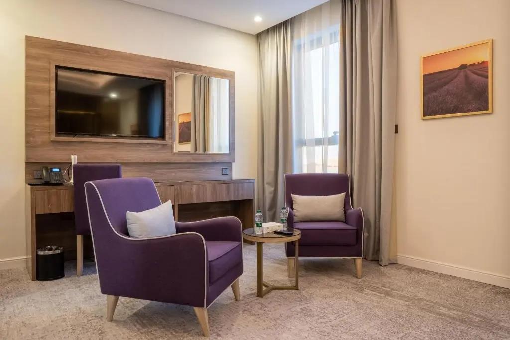 Tura Hotel AlNuzha 3*