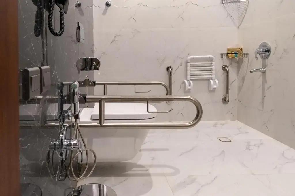 Tura Hotel AlNuzha 3*
