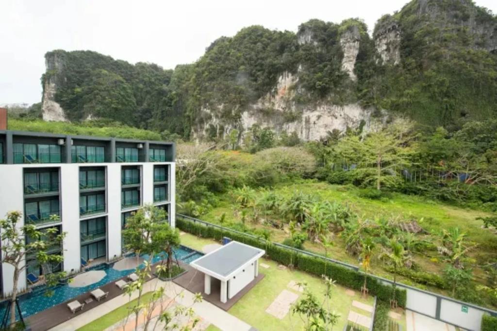 B2 Krabi Ao Nang Premier Resort 3*