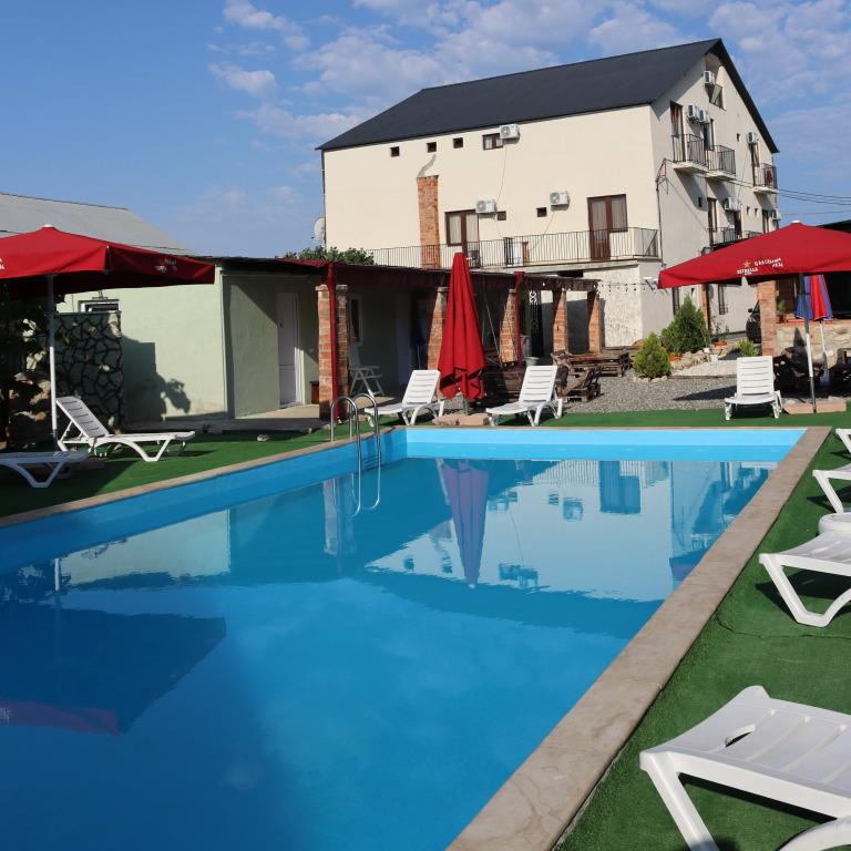 West Face Hotel 4*