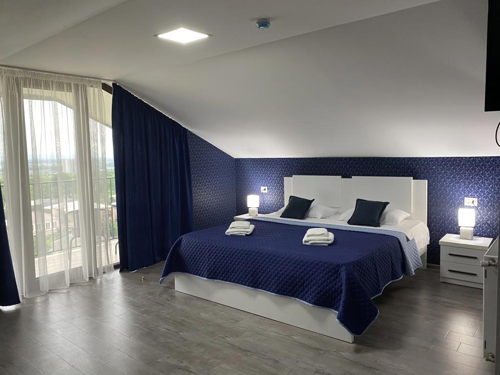 West Face Hotel 4*