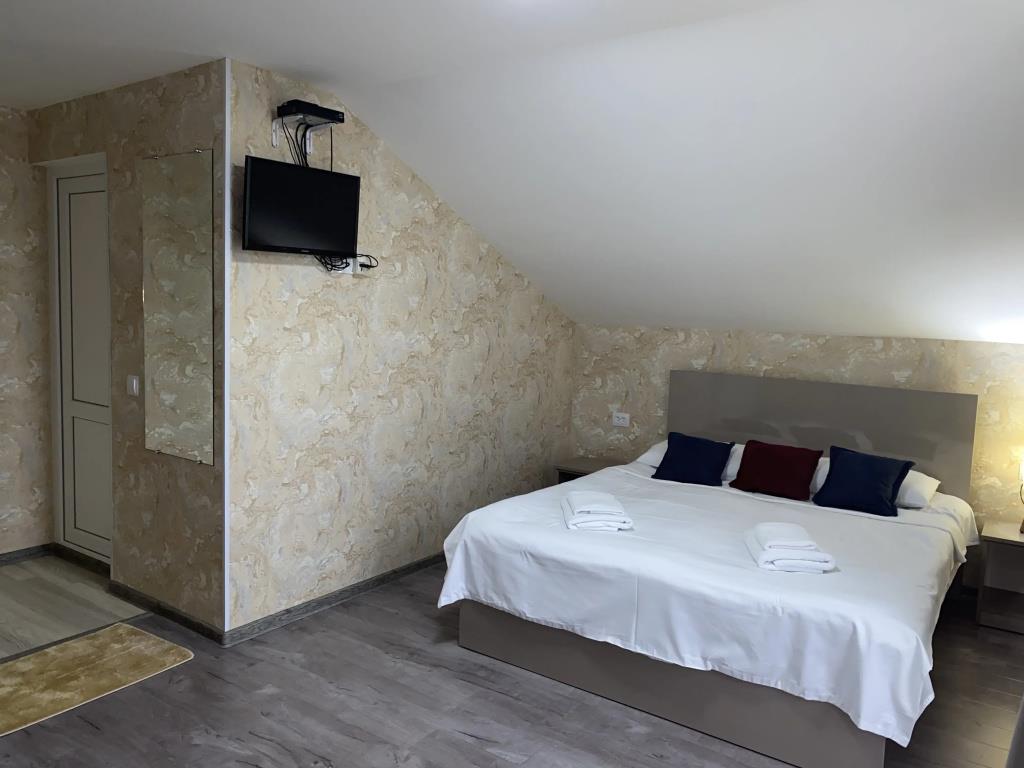 West Face Hotel 4*