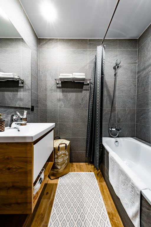 Interloft 4 Old Town Free Parking Wi-Fi 100/50 Smart TV Apartments 0*