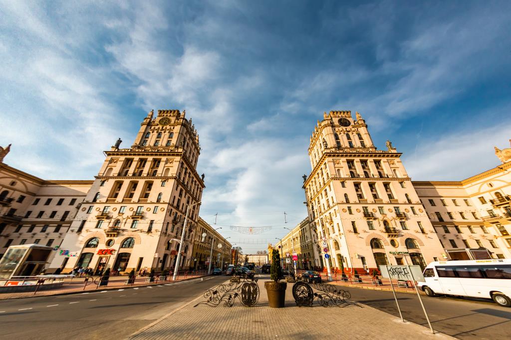 Interloft 4 Old Town Free Parking Wi-Fi 100/50 Smart TV Apartments 0*