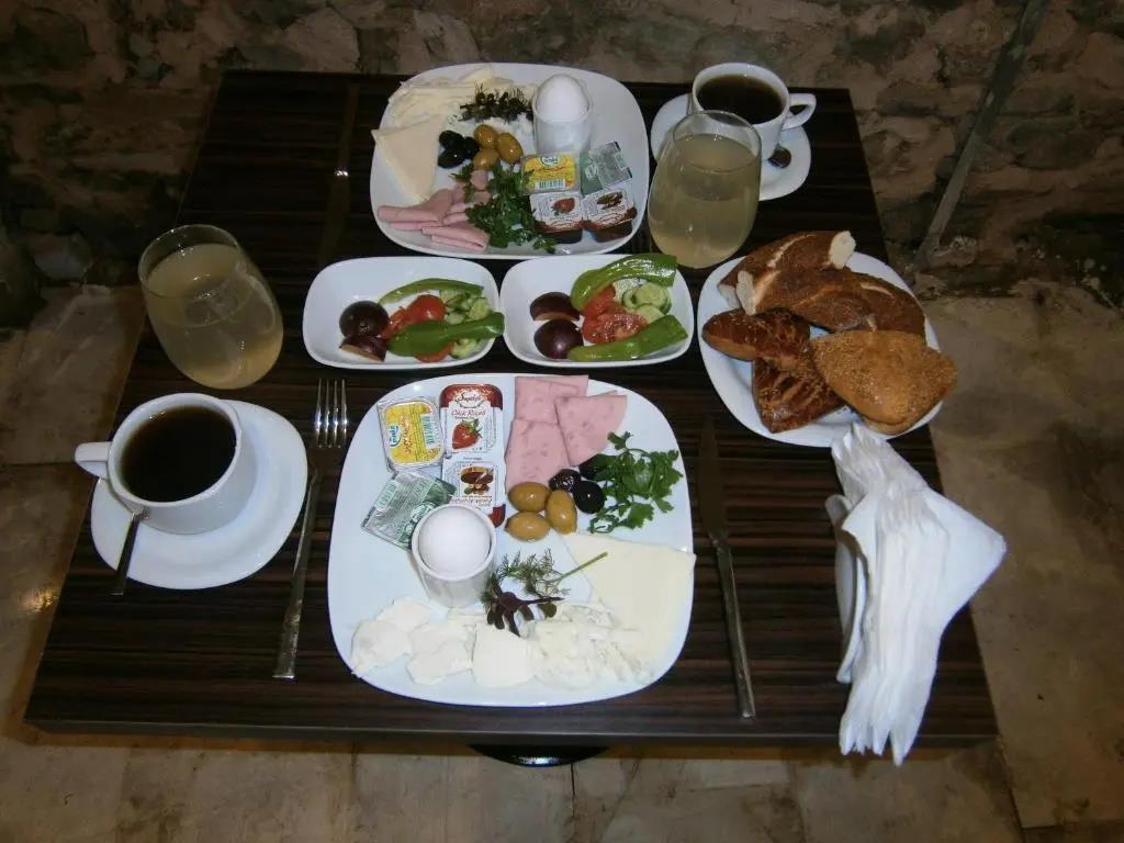 Nos Hotel 0*