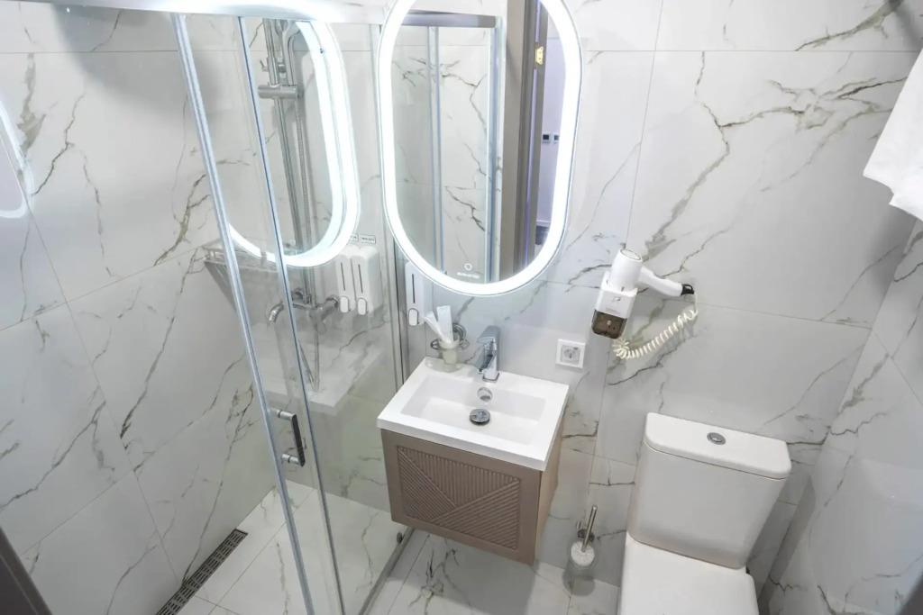 RP Manhattan (RP Manhattan) Hotel 3*