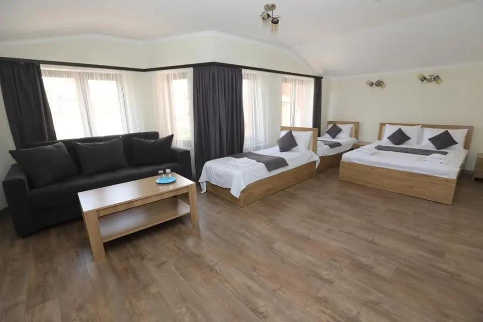 Hotel V.mod Hotel 0*