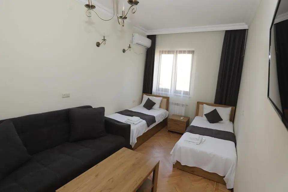 Hotel V.mod Hotel 0*