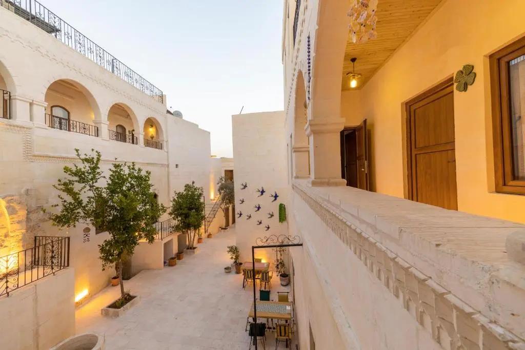 Astarte Hotel 0*