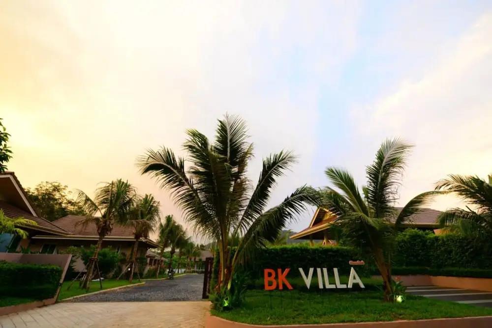 Bk Villa 0*