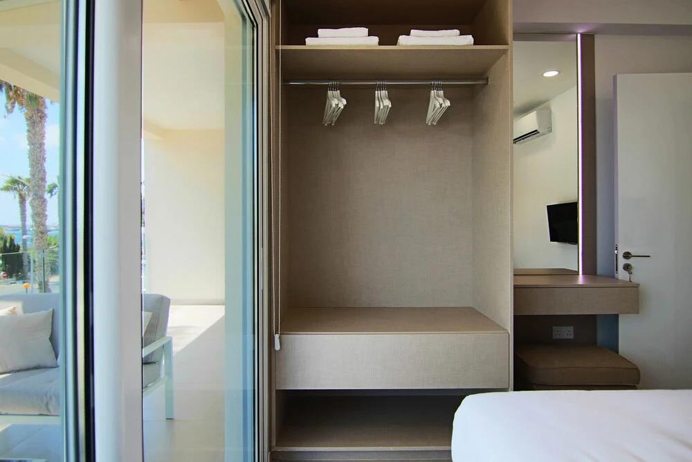 Phaedrus Living: Seaview Luxury Flat Limnaria 114 0*