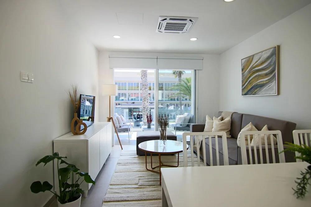 Phaedrus Living: Seaview Luxury Flat Limnaria 114 0*