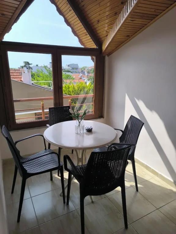 Avsar Apart Motel 0*