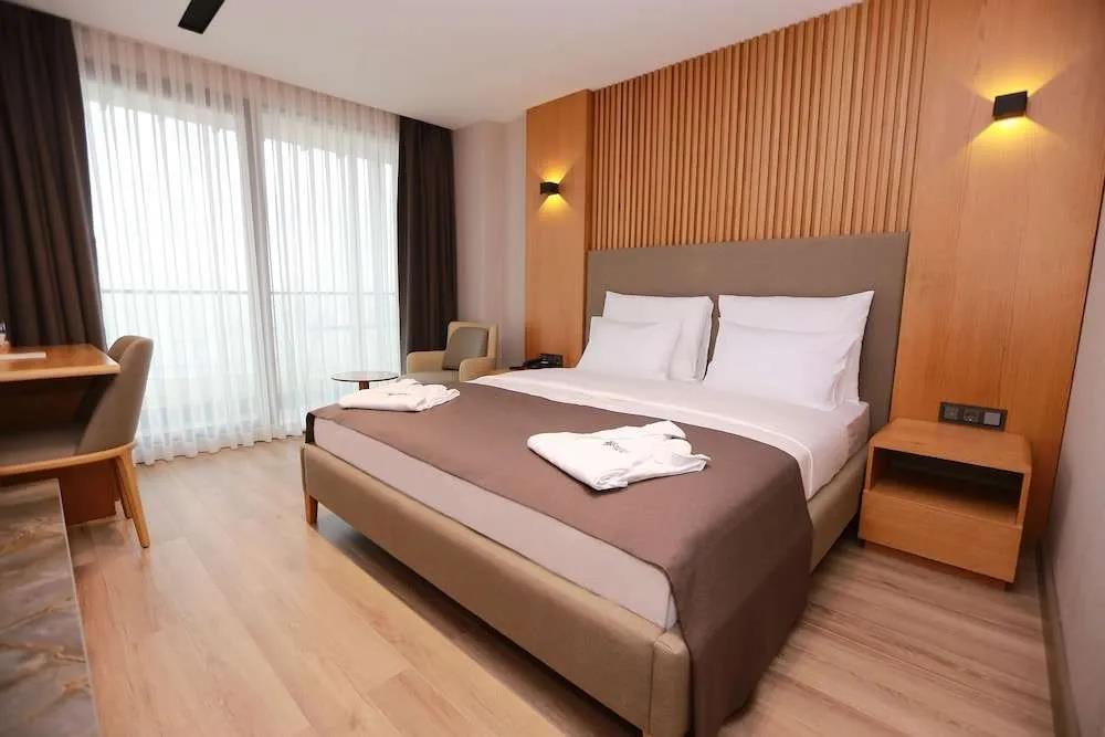 Pikola Otel 0*