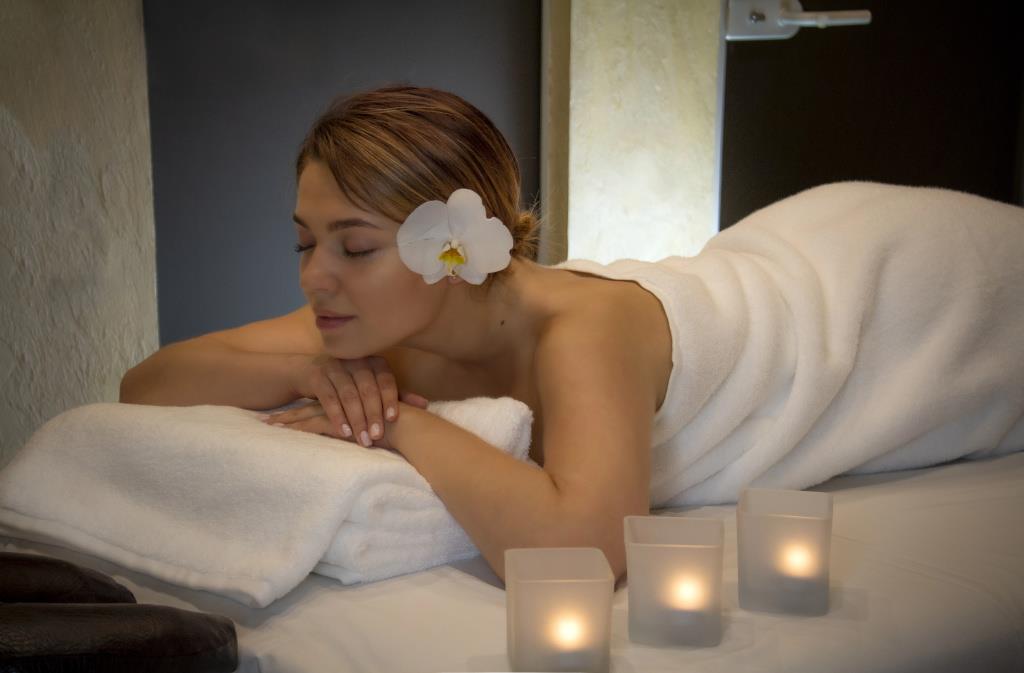 Hotel Gloria 4*