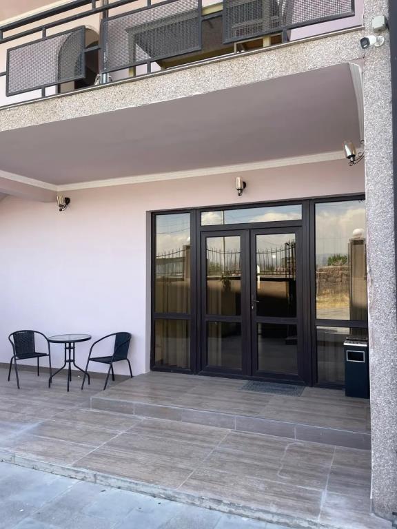 Decca Hotel 3*