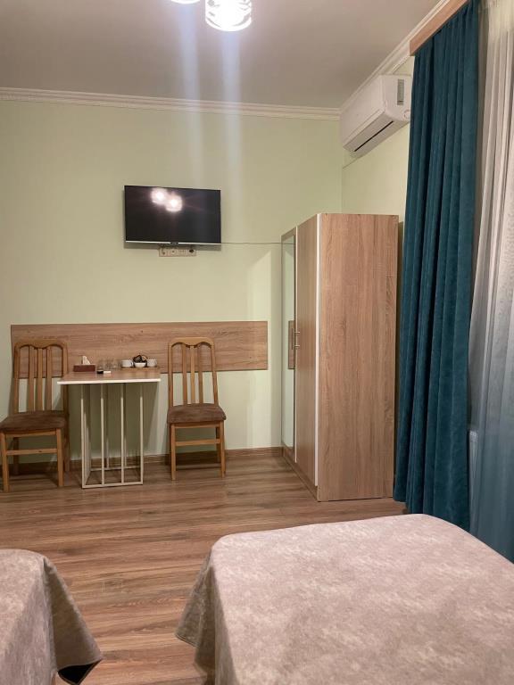 Decca Hotel 3*