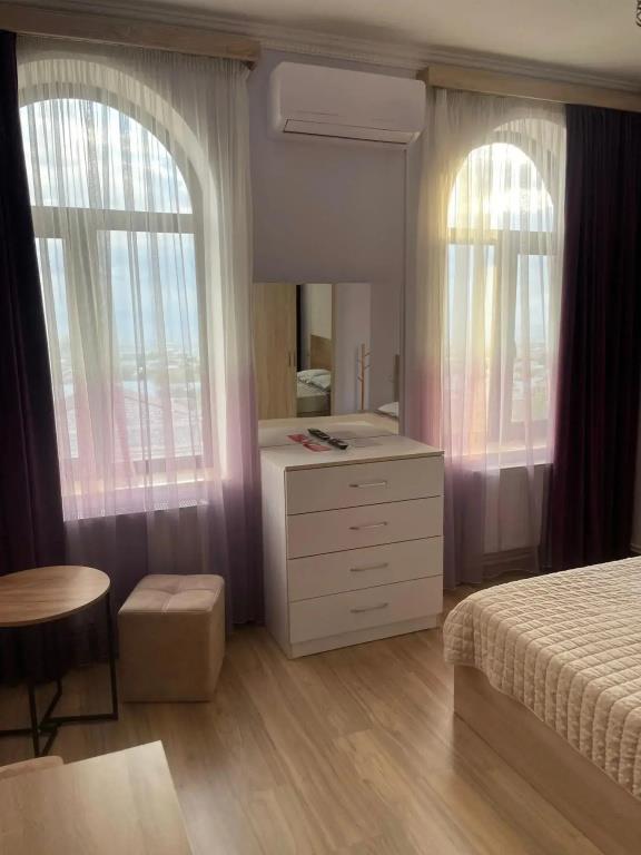 Decca Hotel 3*