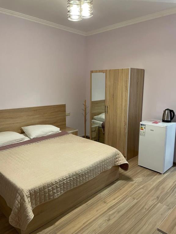 Decca Hotel 3*