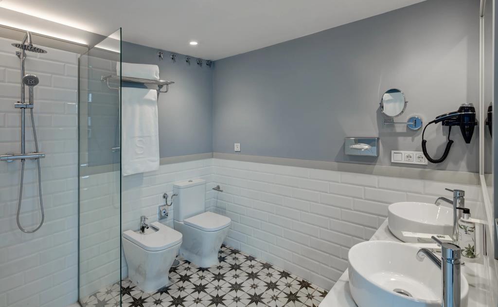 Sercotel Granada Suites 0*