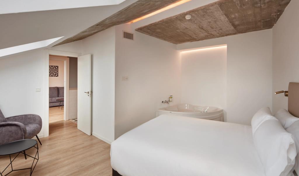 Sercotel Granada Suites 0*