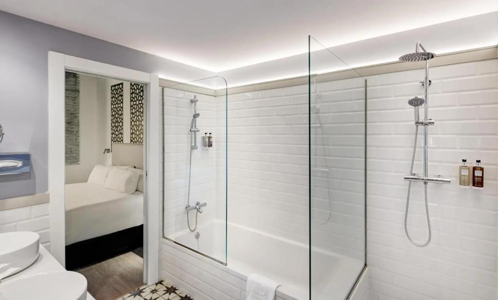 Sercotel Granada Suites 0*