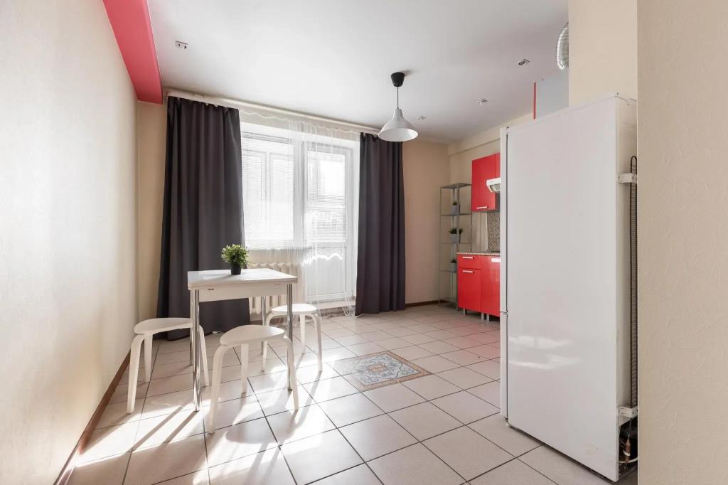 Tolstoy Apart on Leiteisen Street 9 0*
