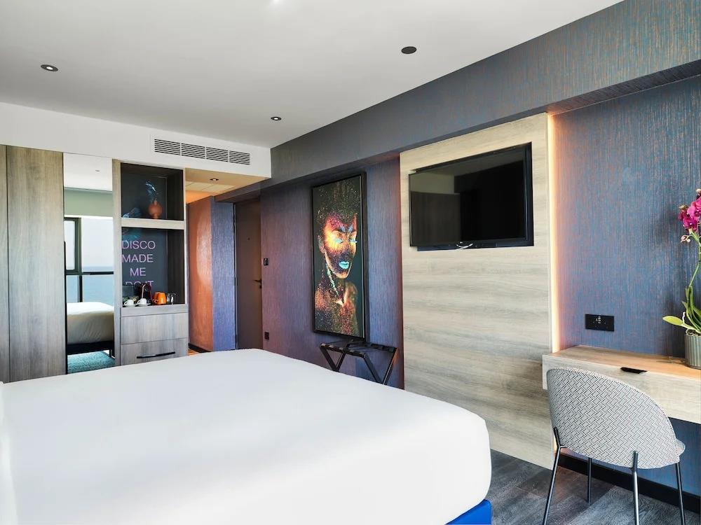 NYX Hotel Limassol 4*