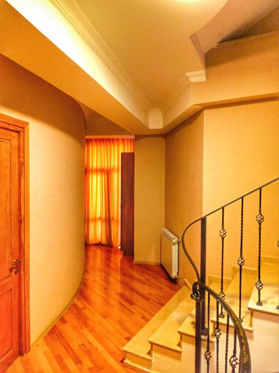 Legend Hotel 3*