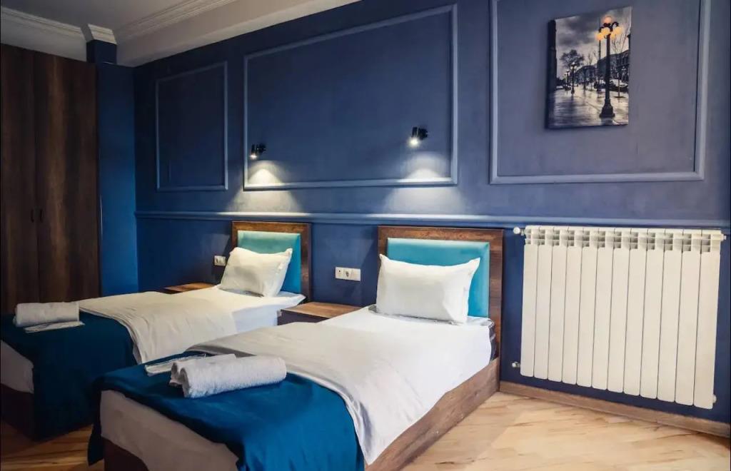 Legend Hotel 3*